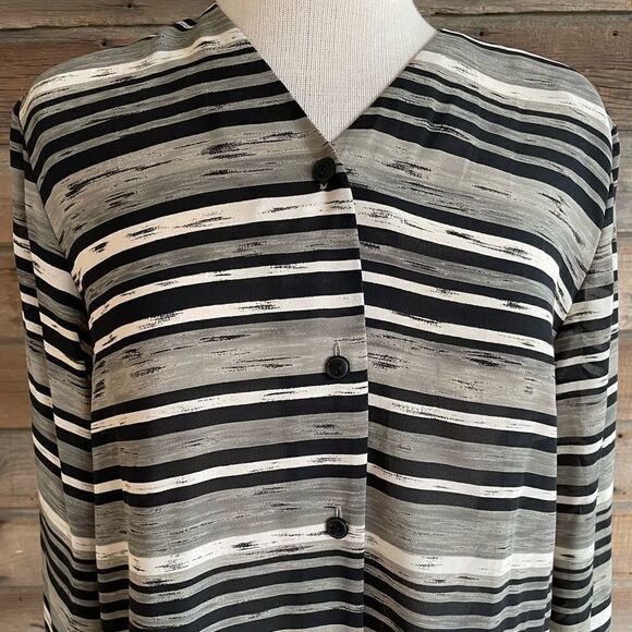 Josephine Chaus Matching Button Down Blouse Top and Wrap Skirt Size 10 EUC - Picture 3 of 12